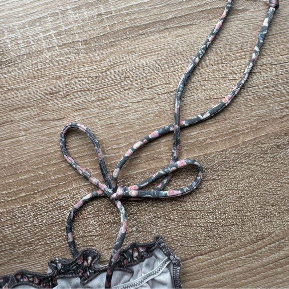 Urban Outfitter’s “Out From Under” Ruched Tube Top with String Ties - Floral - Picture 3 of 4